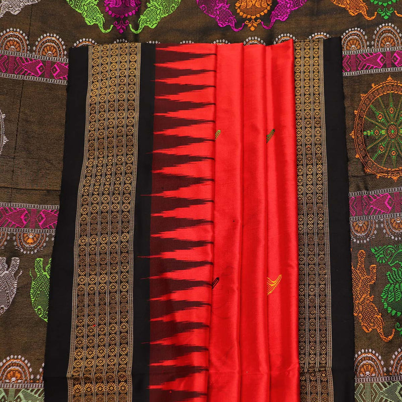 Bomkai weave detail