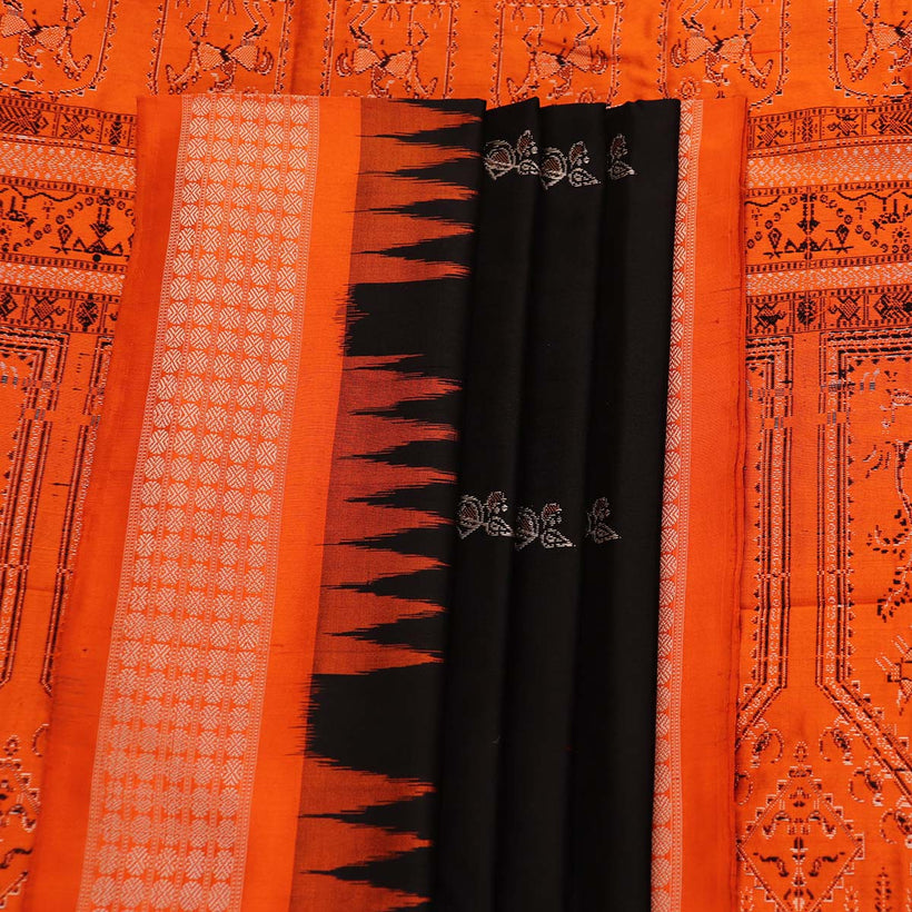 Bomkai weave detail