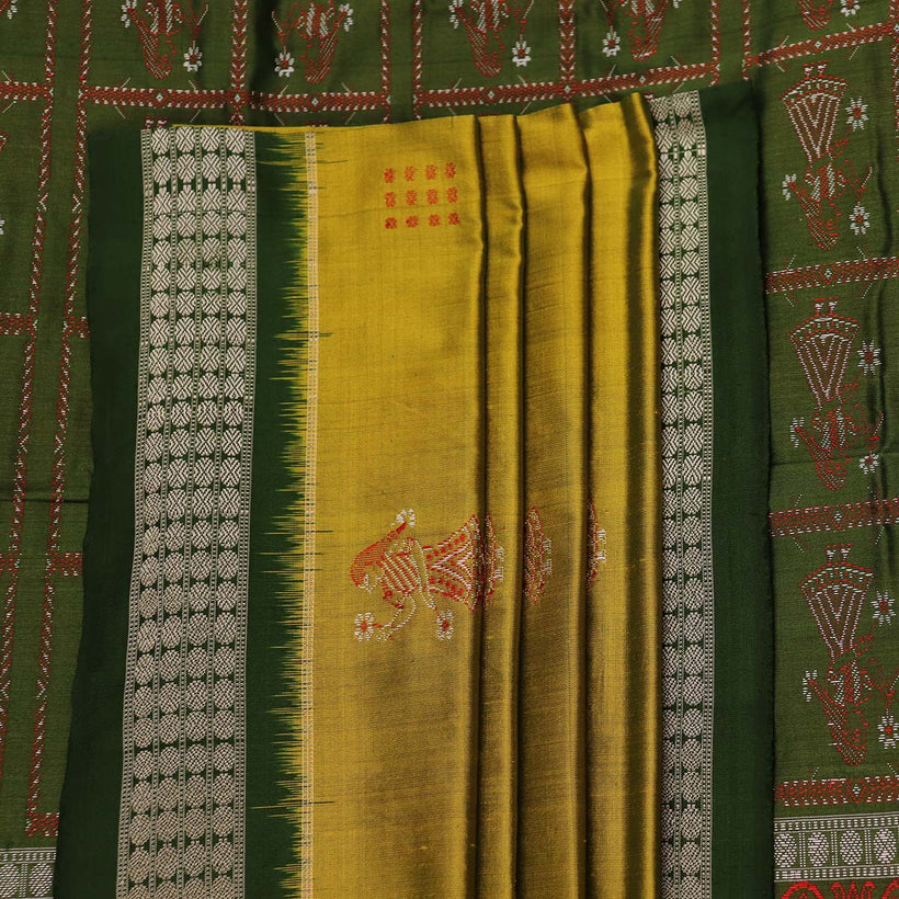 Bomkai weave detail