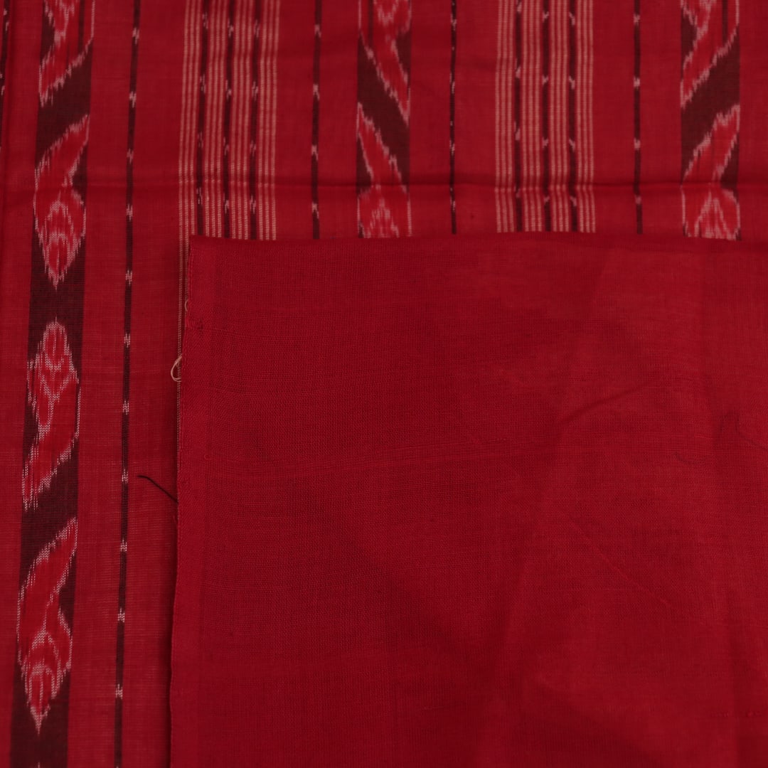 Full view of a cream and maroon Sambalpuri cotton saree with butta pattern.