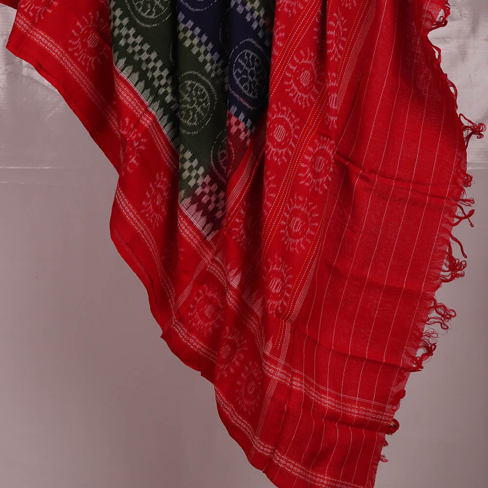 "A detailed image of the threadwork and design of a Sambalpuri Handloom Cotton Dupatta, showcasing the skillful craftsmanship of the local weavers."