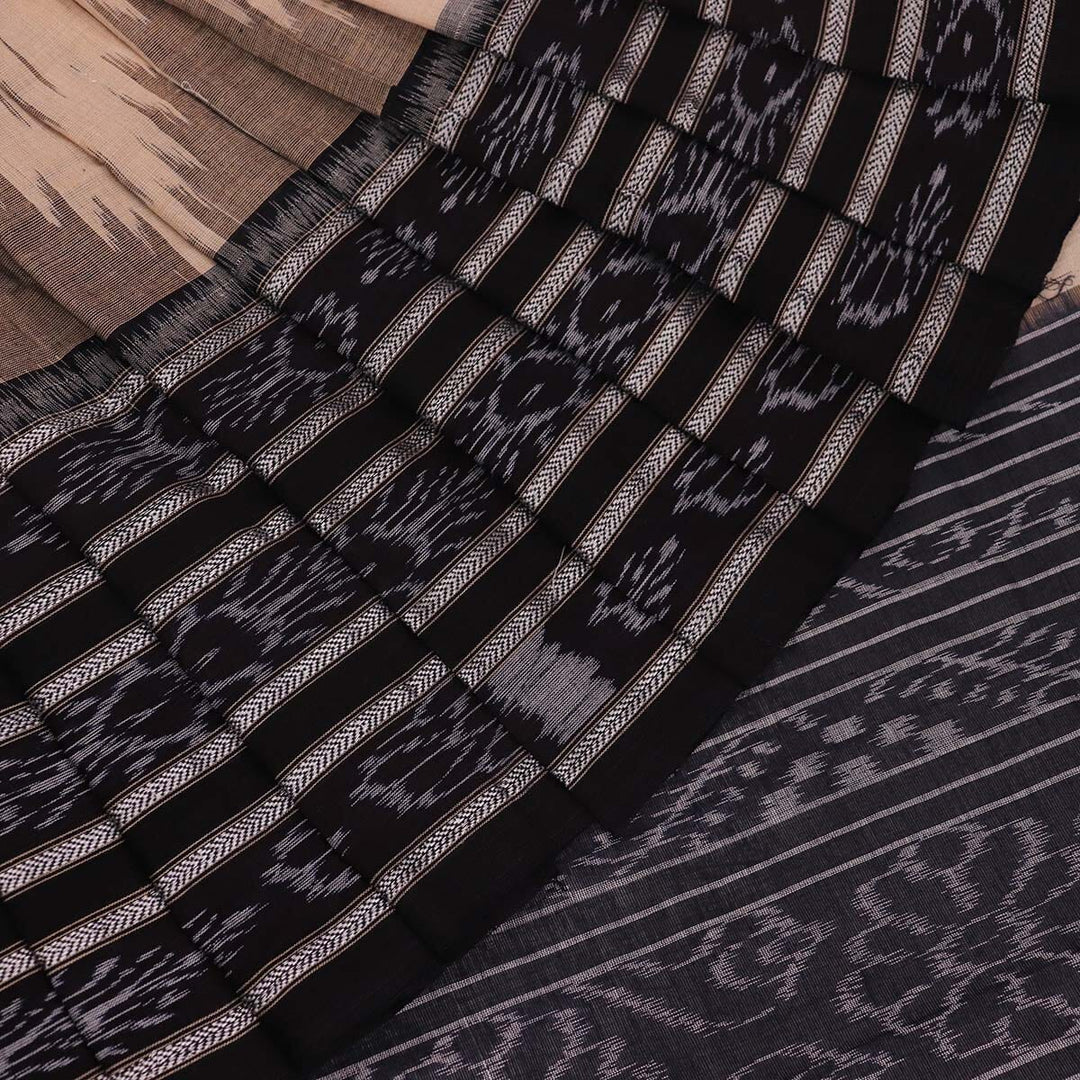 Priyadarshini Handloom, "Sambalpuri Cotton Ikat Saree in Traditional Odisha Design" "Handwoven Ikat Saree with Intricate Weaving and Motifs" "Pure Cotton Sambalpuri Ikat Saree with Ethnic Patterns" "Odisha Handloom Saree in Sambalpuri Ikat Weaving" "Stylish and Elegant Sambalpuri Cotton Ikat Saree" "Unique Ikat Weave Saree in Soft and Breathable Cotton Fabric" "Indian Handloom Saree in Sambalpuri Cotton Ikat Design" "Sambalpuri Cotton Saree with Striking Ikat Patterns"