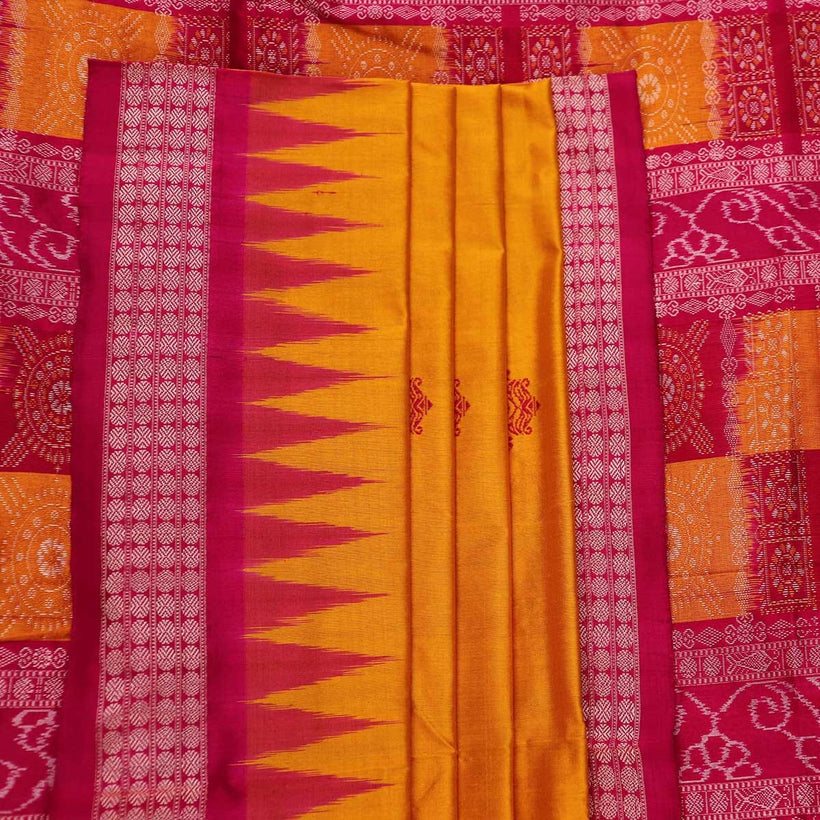 Bomkai weave detail