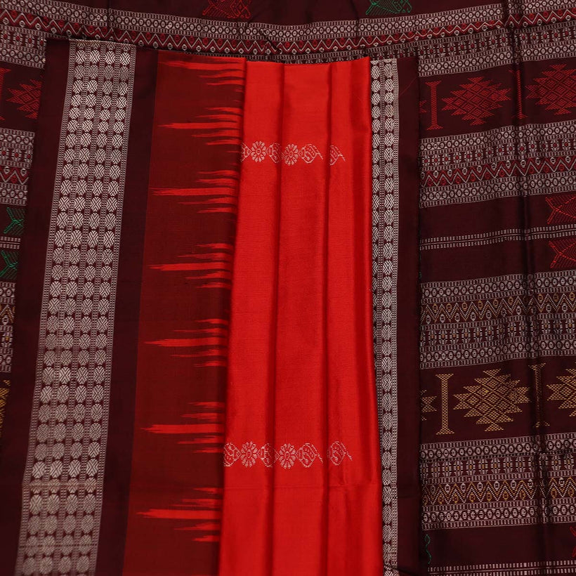 Bomkai weave detail