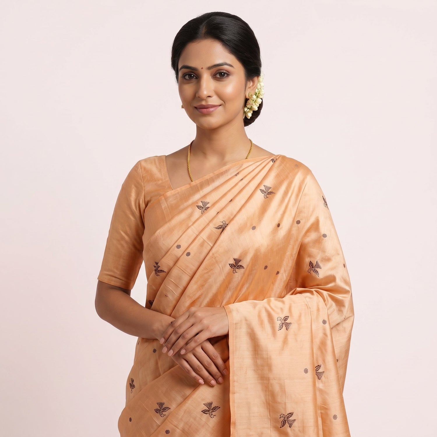 Saree  ₹3000 - ₹8000