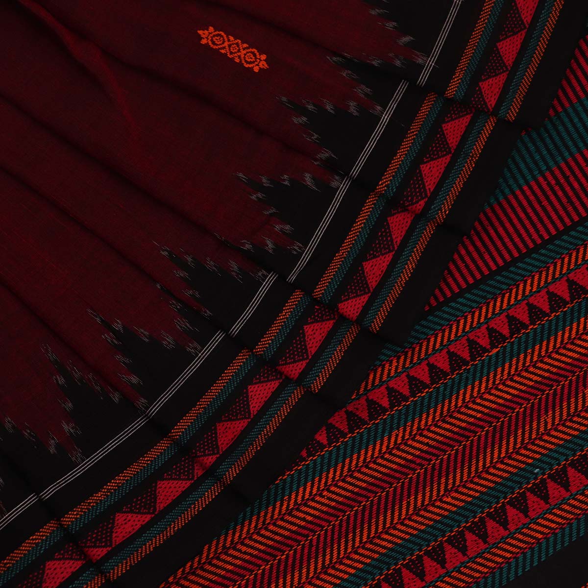 Handloom Cotton Dongaria Saree