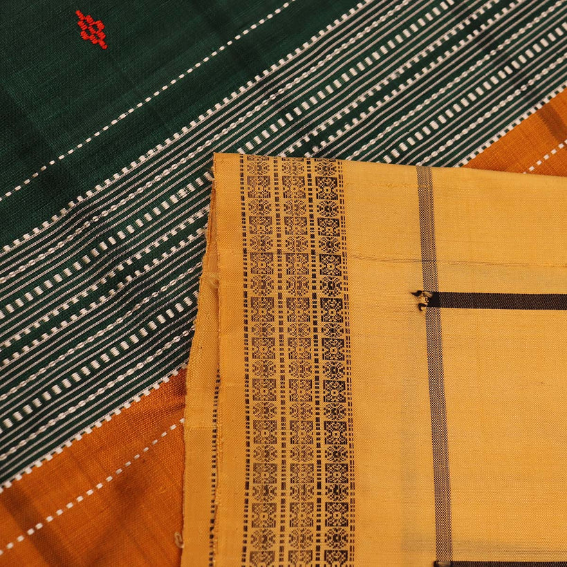 Berhampuri weave detail