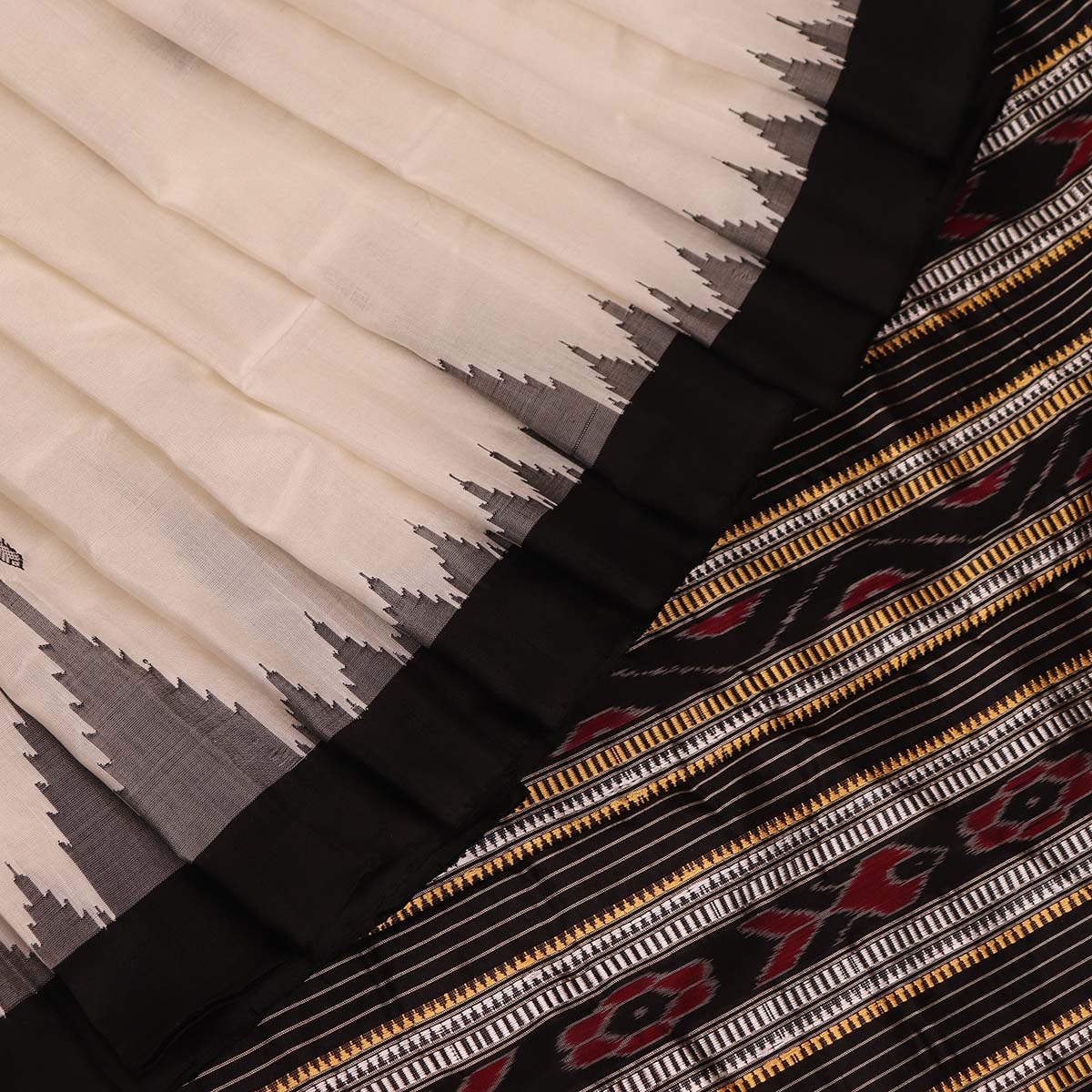 Handloom White Bomkai Silk Saree with Black border