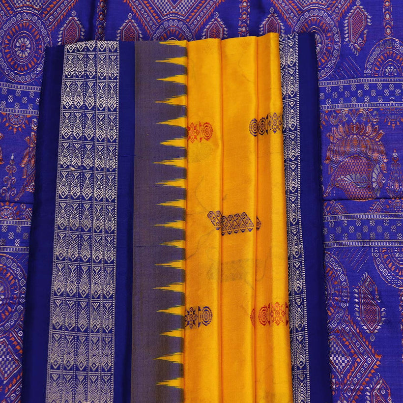 Bomkai weave detail
