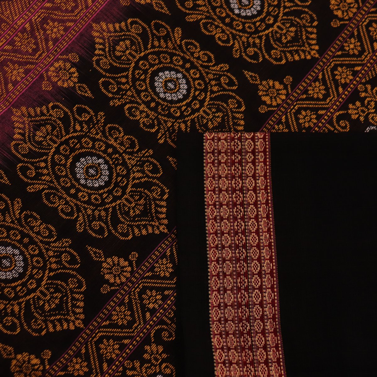 ବମ୍କାଇ କଟନ୍ ସାରି - ଗୋଲାପୀ |