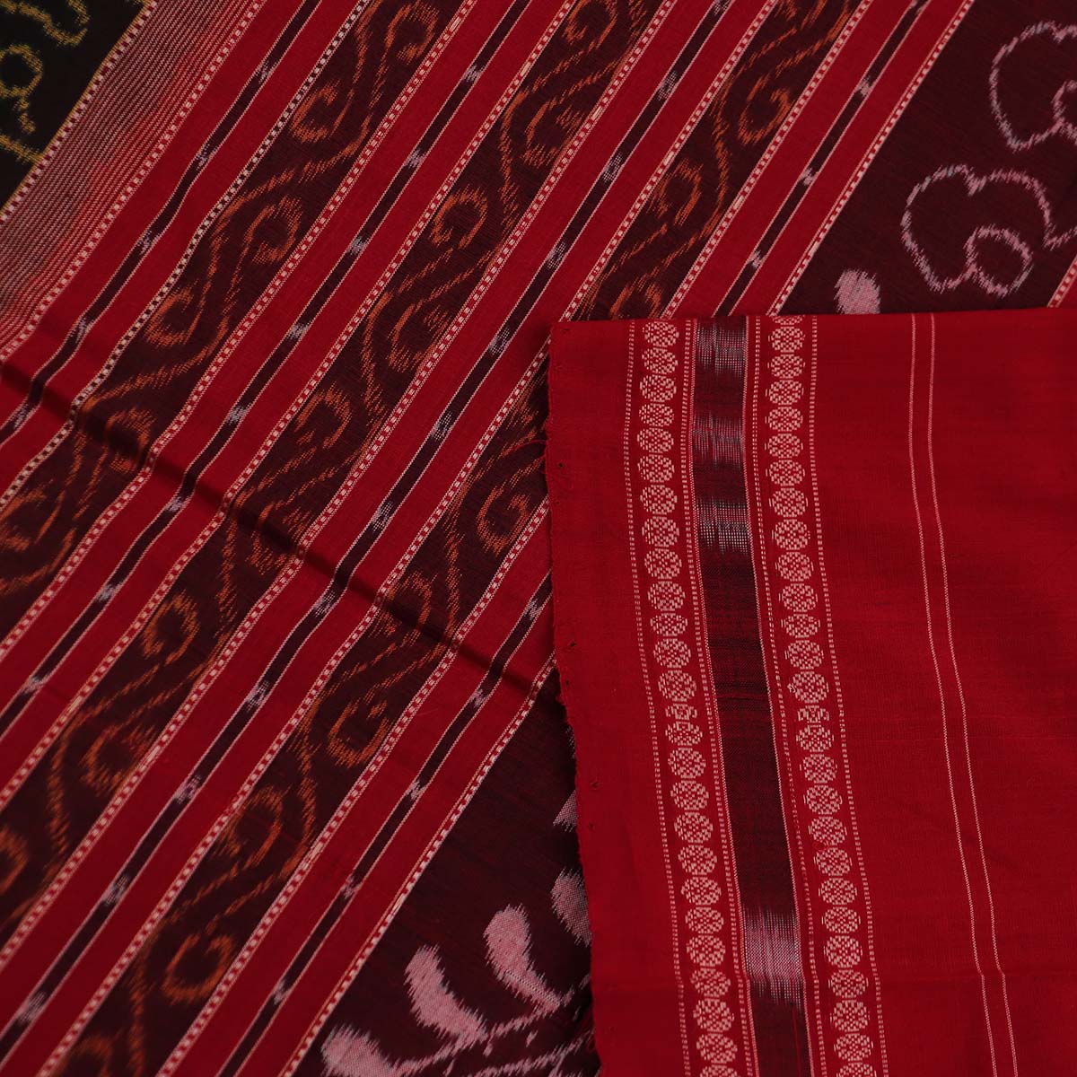 ହ୍ୟାଣ୍ଡଲୁମ୍ ସମ୍ବଲପୁରୀ କଟନ୍ ଇକକେଟ୍ ସାରି |