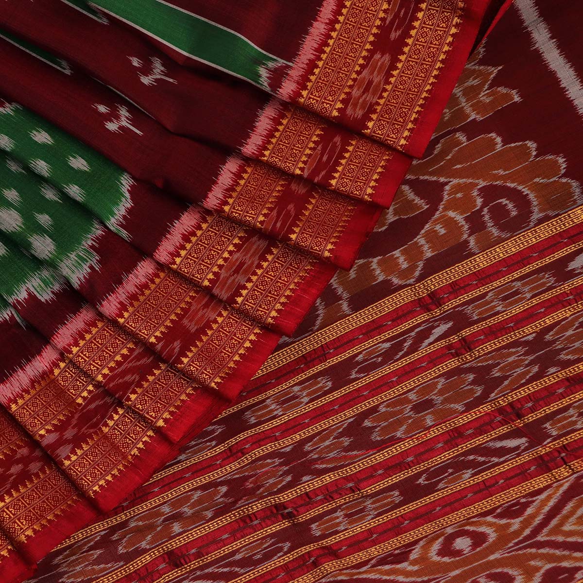 ସମ୍ବଲପୁରୀ ହ୍ୟାଣ୍ଡଲୁମ୍ ରେଶମ ସାରୀ - ବିଳାସପୂର୍ଣ୍ଣ ପାଟା |