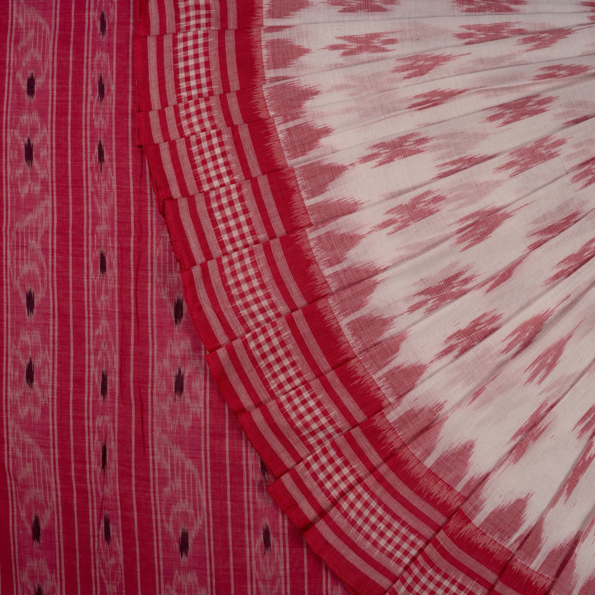 White Sambalpuri Cotton saree — view 1 of 5