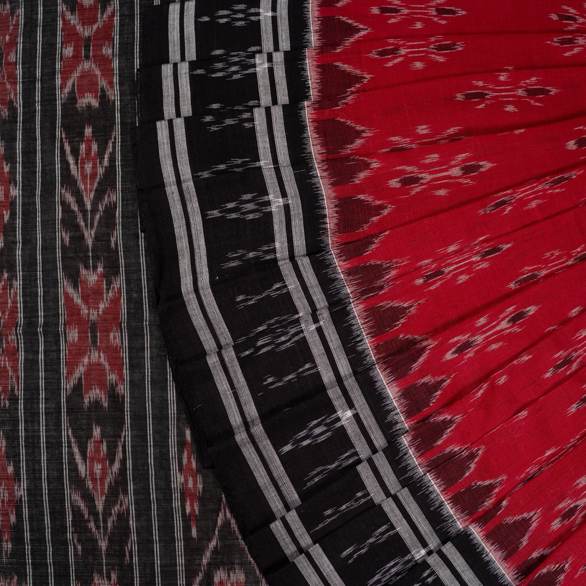 Red Sambalpuri Cotton saree — view 1 of 5