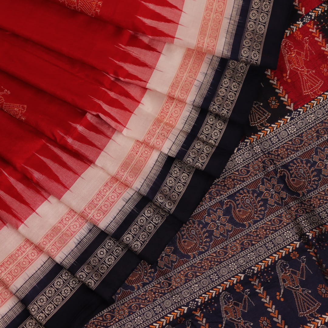 Image 7: Close-up view of the intricate silk fabric texture in white and red colors of a Bomkai saree