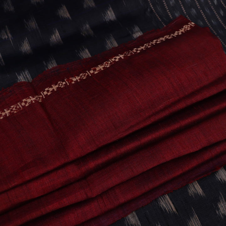 Full product view of maroon Tussar silk saree with plain pattern