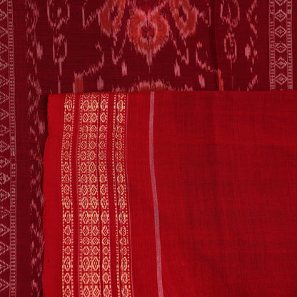Full view of a green and red handloom Bomkai Cotton Saree with butta pattern.