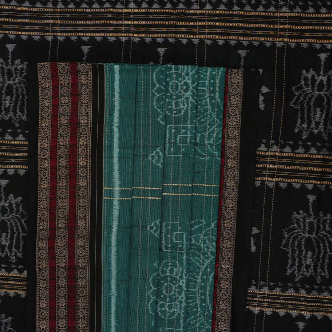 Full layout of the green and black Sambalpuri cotton saree showcasing the pallu and body patterns.