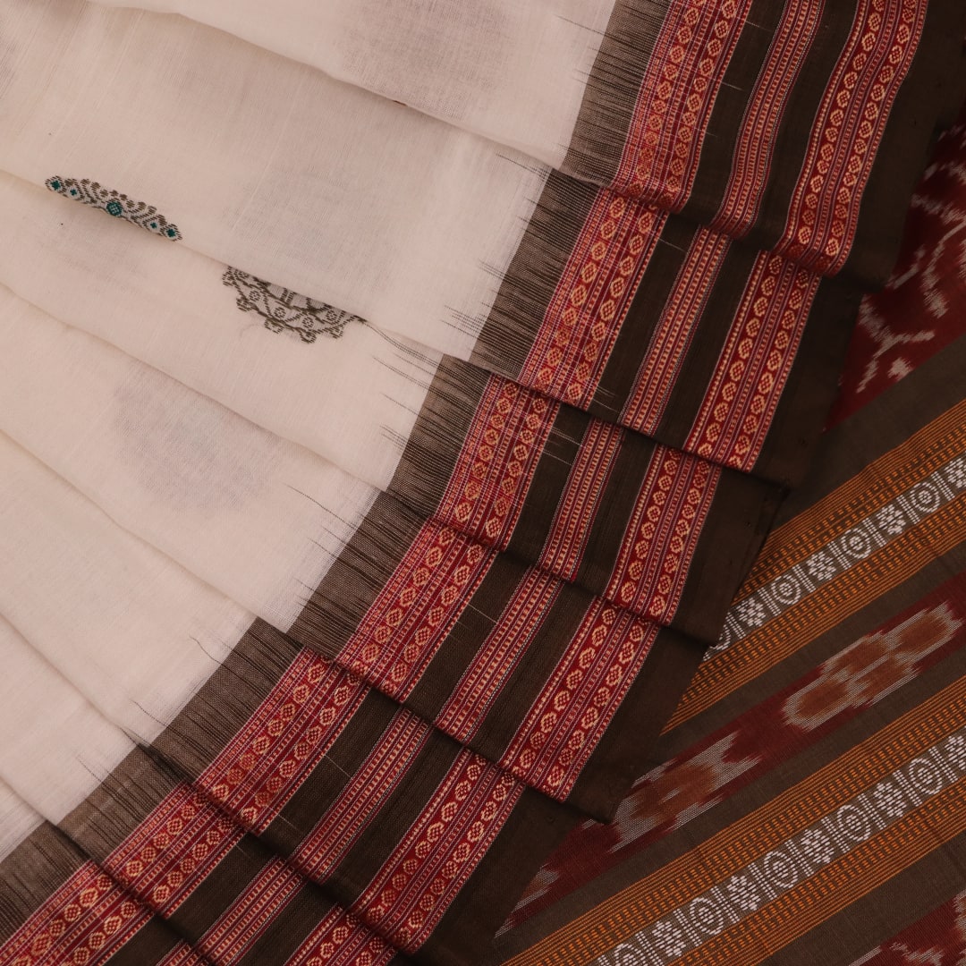 Full view of an elegant white cotton Bomkai handloom saree featuring a brown butta pattern.