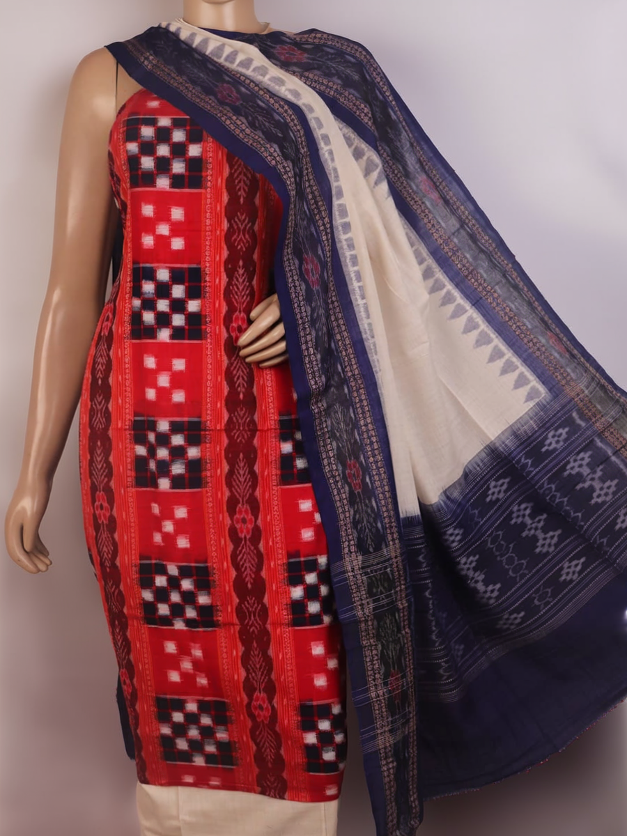 Detail of red and white Pasapalli pattern cotton blouse piece for Sambalpuri dress material.