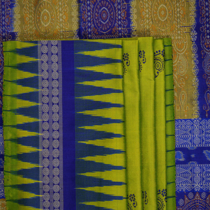 Detailed close-up of the exquisite green Bomkai Silk Saree fabric, highlighting its luxurious silk weave.