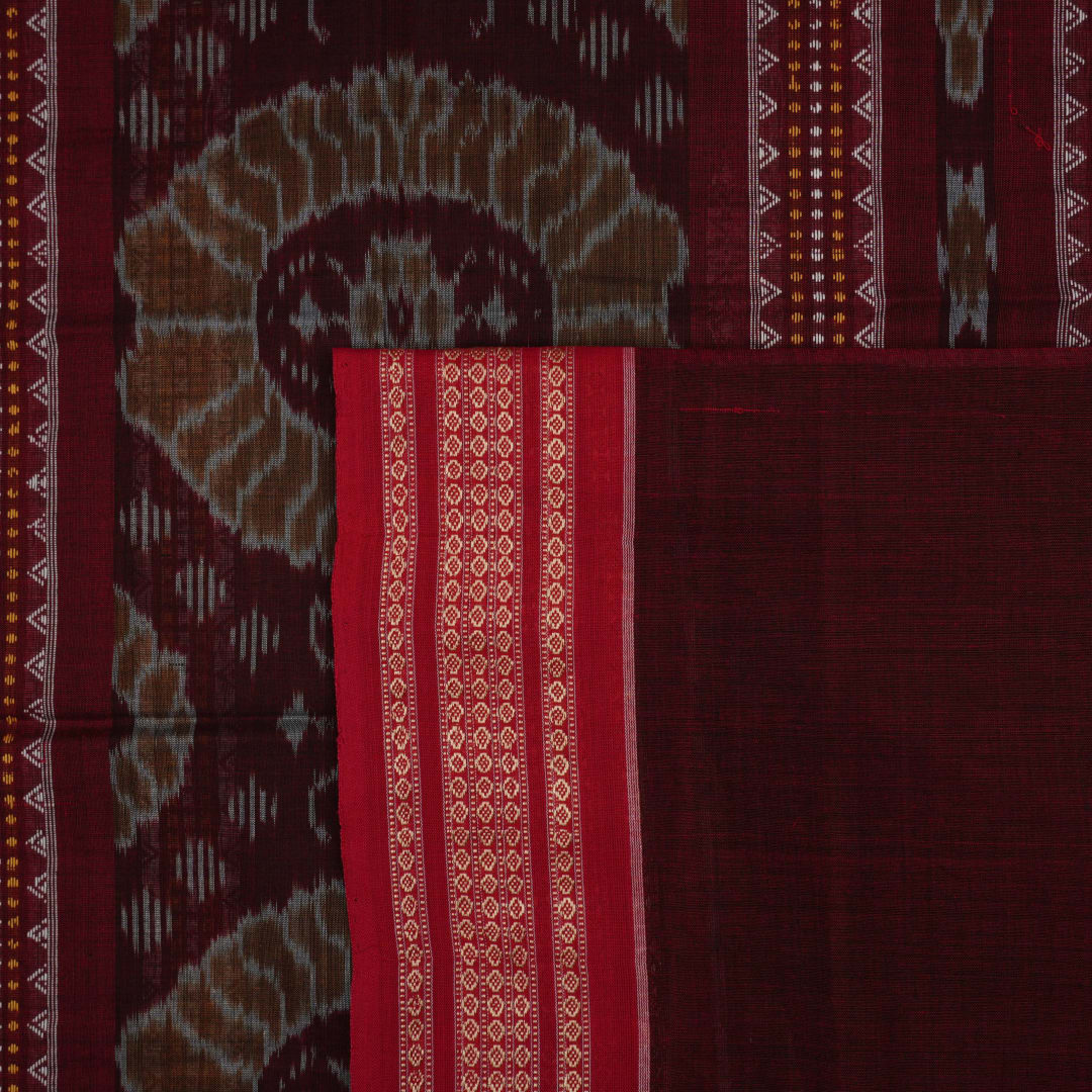 Full layout of brown and red Bomkai cotton saree showing the complete butta body, border, and intricate pallu.