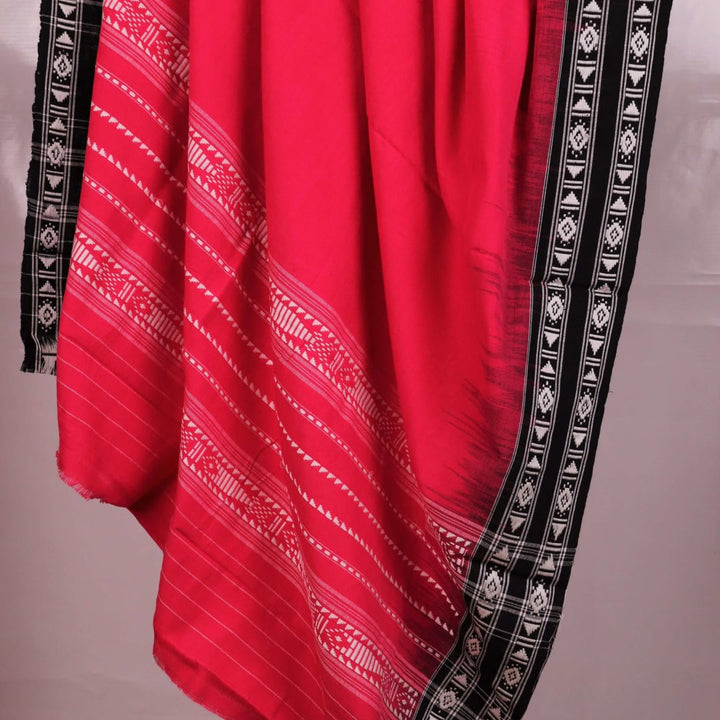 Styling showcasing Pink and Black Plain Habaspuri Dupatta in Cotton