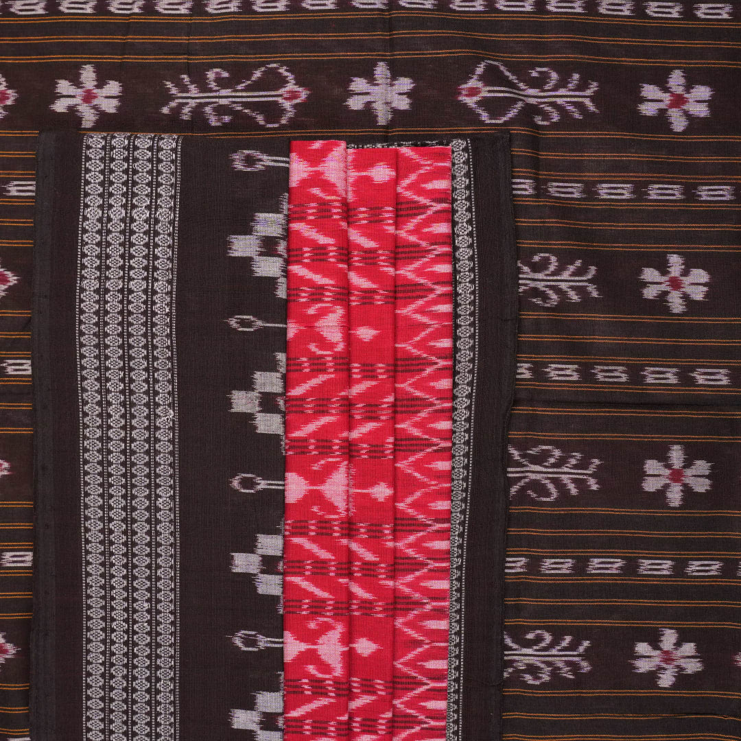 Full layout of a red and black Sambalpuri cotton saree displaying the overall body and pallu design.