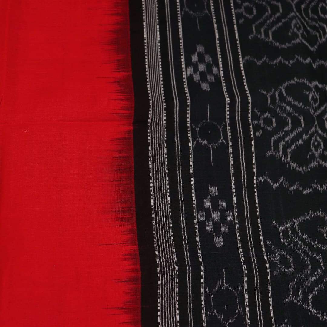 Styling view of a red cotton Sambalpuri dupatta with black plain pattern