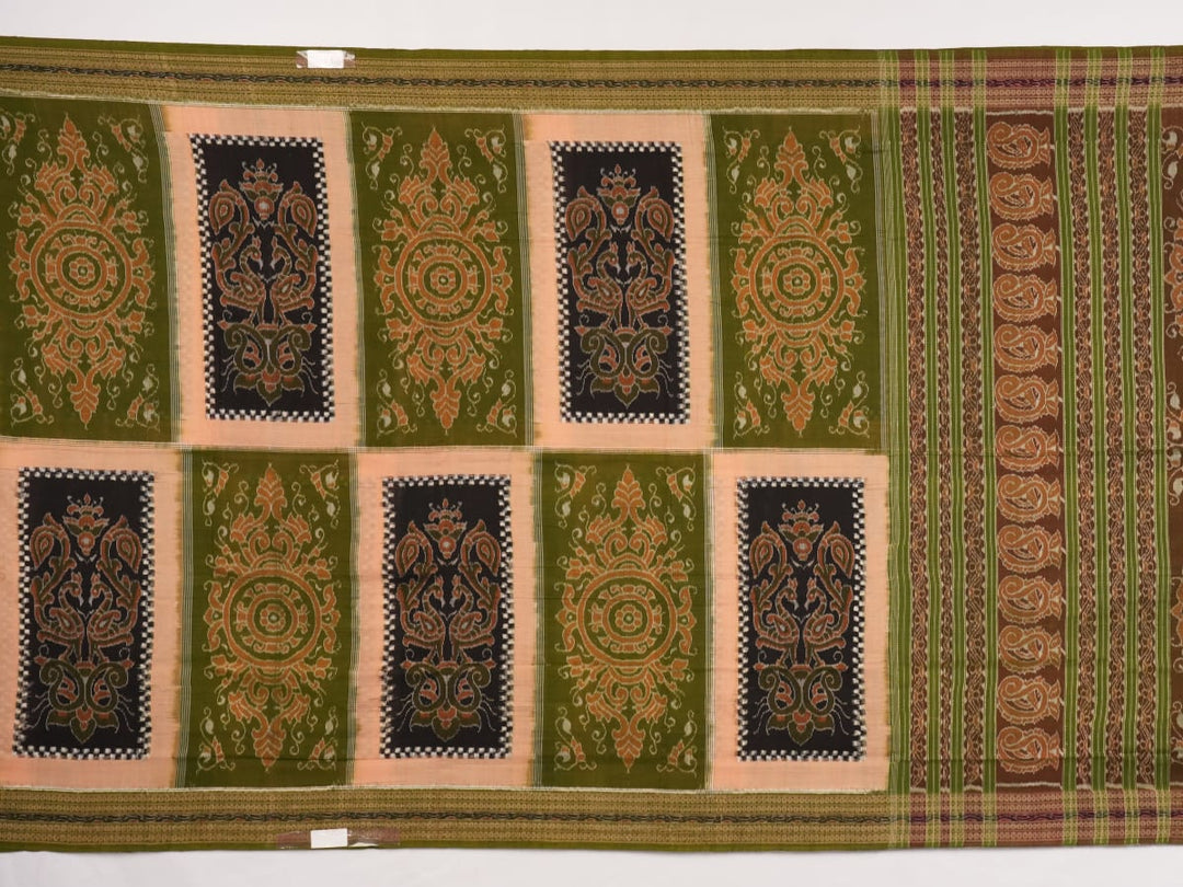 Model draped in a green Pasapalli Sambalpuri cotton saree, showcasing traditional Odisha handloom style.