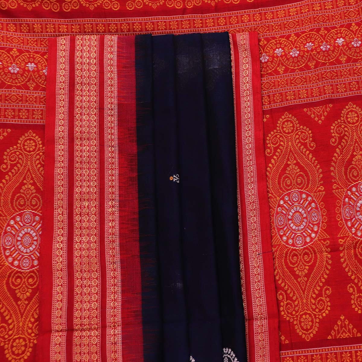 Handloom Bomkai Cotton Ikat Saree Handloom Saree_Cotton Priyadarshini Handloom