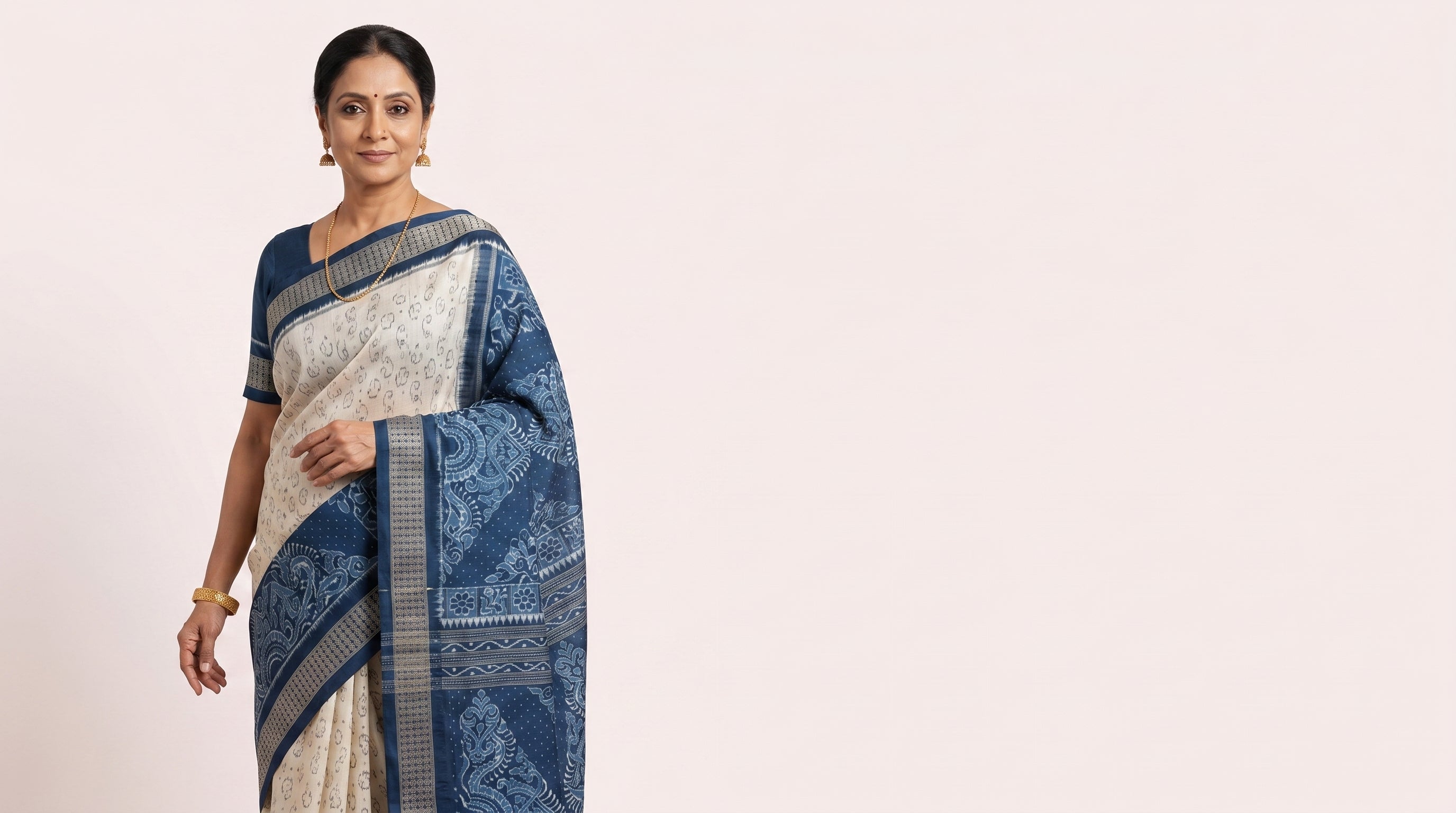 Priyadarshini handloom hero — heritage