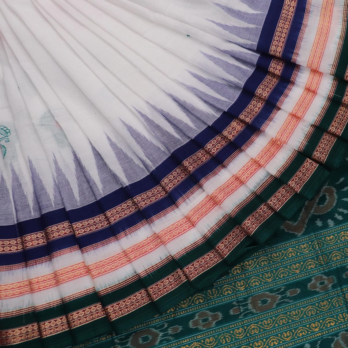 Handloom Bomkai Cotton Ikat Saree Handloom Saree_Cotton Priyadarshini Handloom 
