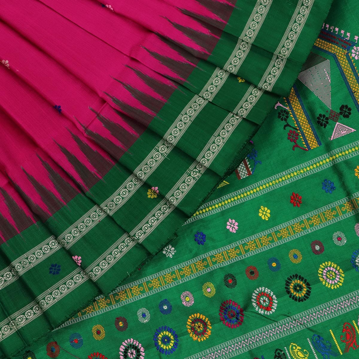 Handloom Dolabedi Silk Saree, [Brand Name], Traditional Saree, Indian Saree, Handloom Saree, Silk Saree, Ethnic Saree, Festive Saree, Online Shopping, Fast Delivery, Affordable Prices.