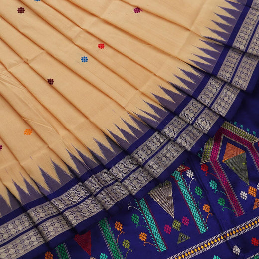 ହ୍ୟାଣ୍ଡଲୁମ୍ ଡୋଲାବେଡି ରେଶମ ସାରୀ |