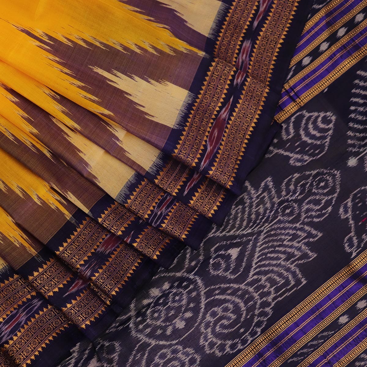 Handloom Khandua Silk Ikat Saree Handloom Saree_Khandua Silk Priyadarshini Handloom 