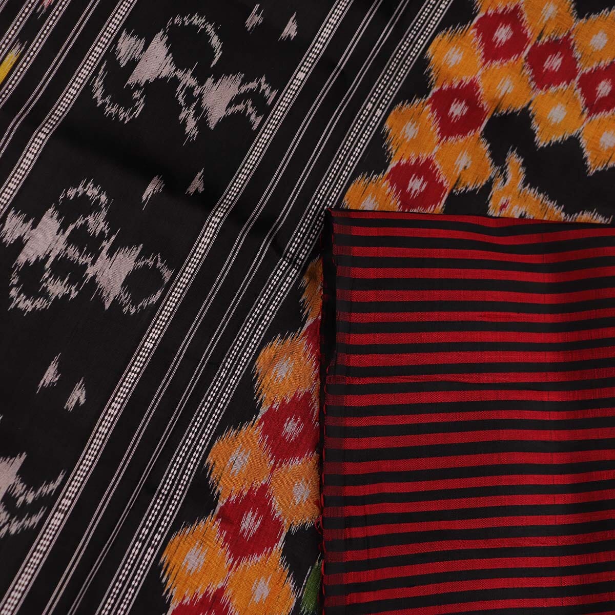 Handloom Khandua Silk Ikat Saree Handloom Saree_Khandua Silk Priyadarshini Handloom 