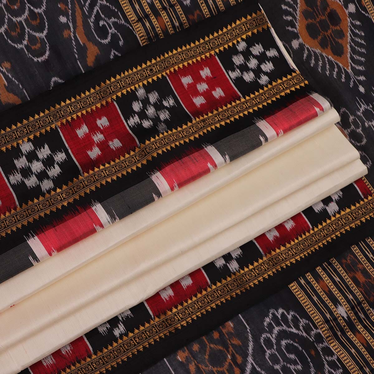 Handloom Khandua Silk Ikat Saree Handloom Saree_Khandua Silk Priyadarshini Handloom 