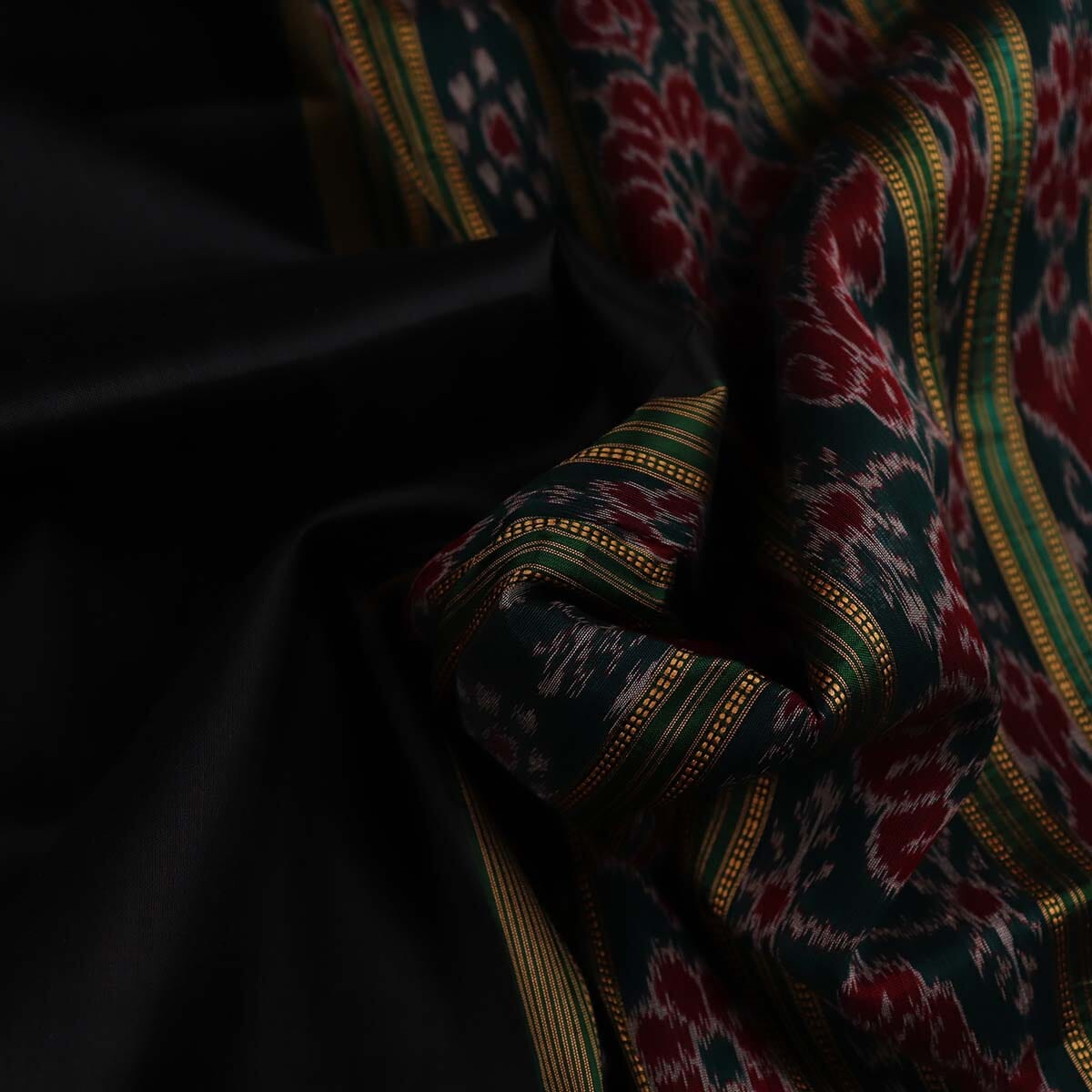 Handloom Khandua Silk Ikat Saree Handloom Saree_Khandua Silk Priyadarshini Handloom 