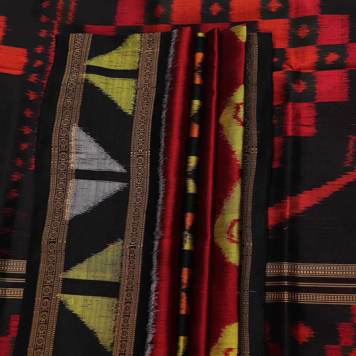 Handloom Khandua Silk Ikat Saree Handloom Saree_Khandua Silk Priyadarshini Handloom 
