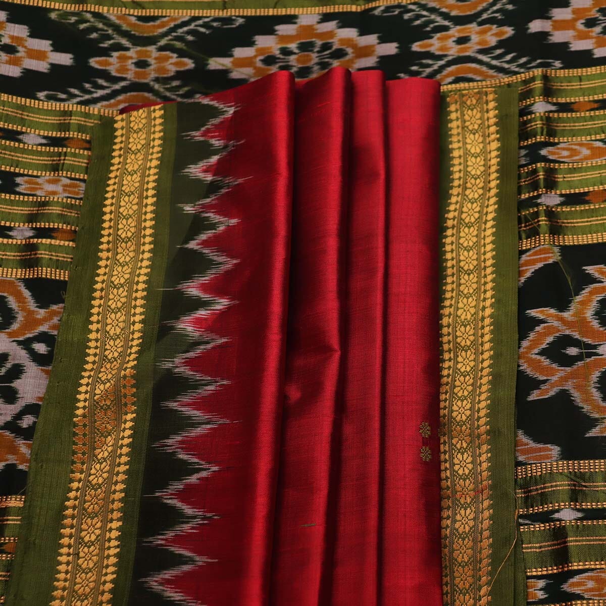 Handloom Khandua Silk Ikat Saree Handloom Saree_Khandua Silk Priyadarshini Handloom 