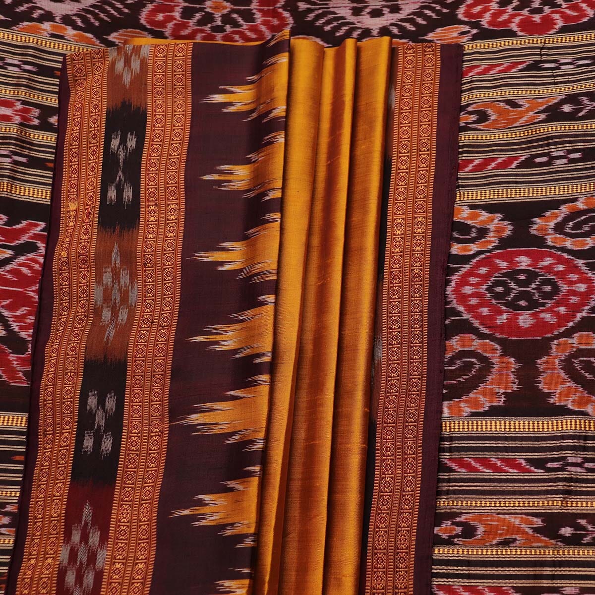 Handloom Khandua Silk Ikat Saree Handloom Saree_Khandua Silk Priyadarshini Handloom 