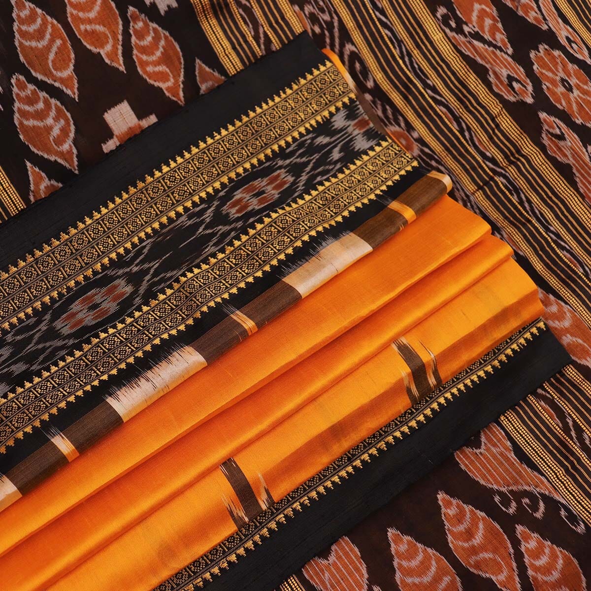 Handloom Khandua Silk Ikat Saree Handloom Saree_Khandua Silk Priyadarshini Handloom 