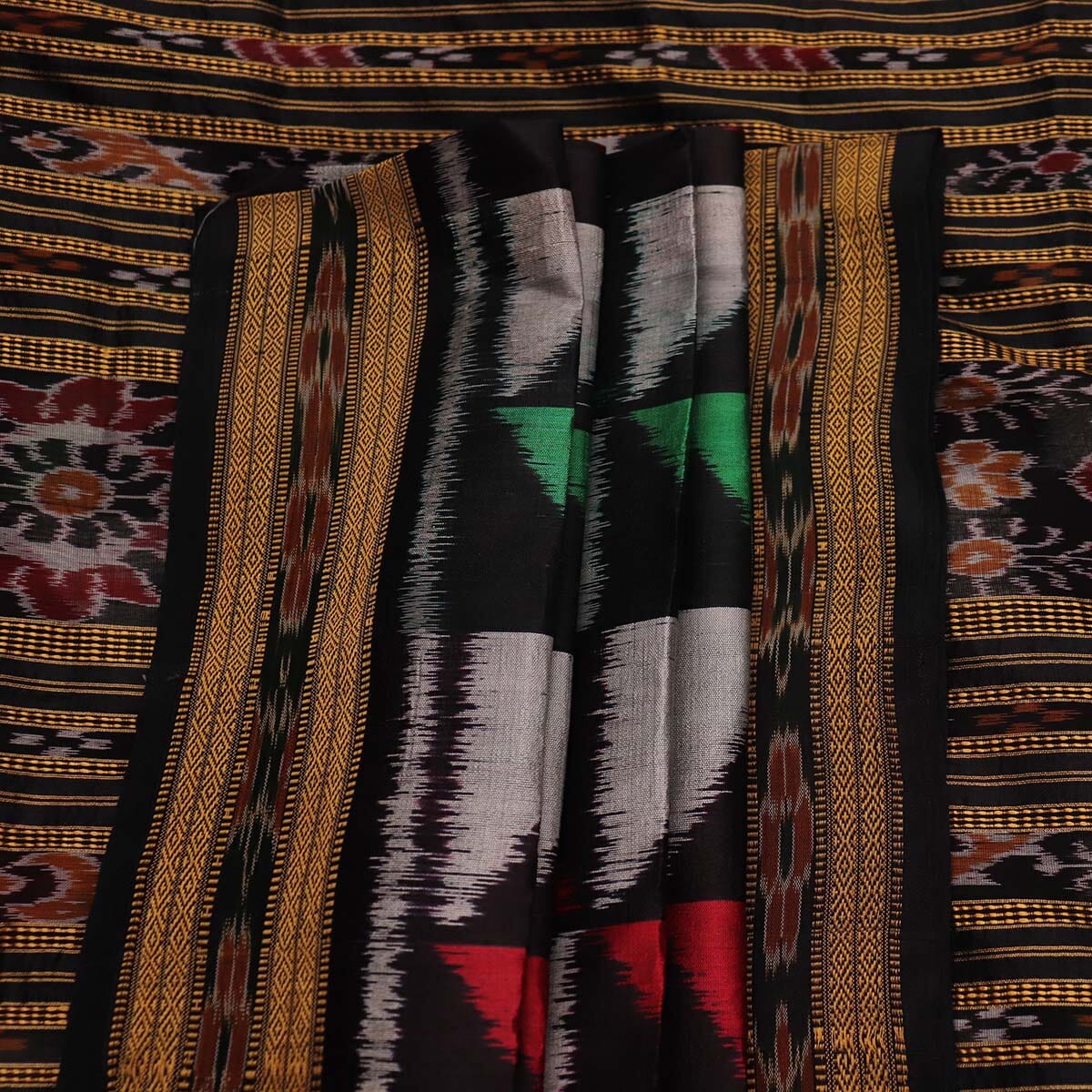 Handloom Khandua Silk Ikat Saree Handloom Saree_Khandua Silk Priyadarshini Handloom 