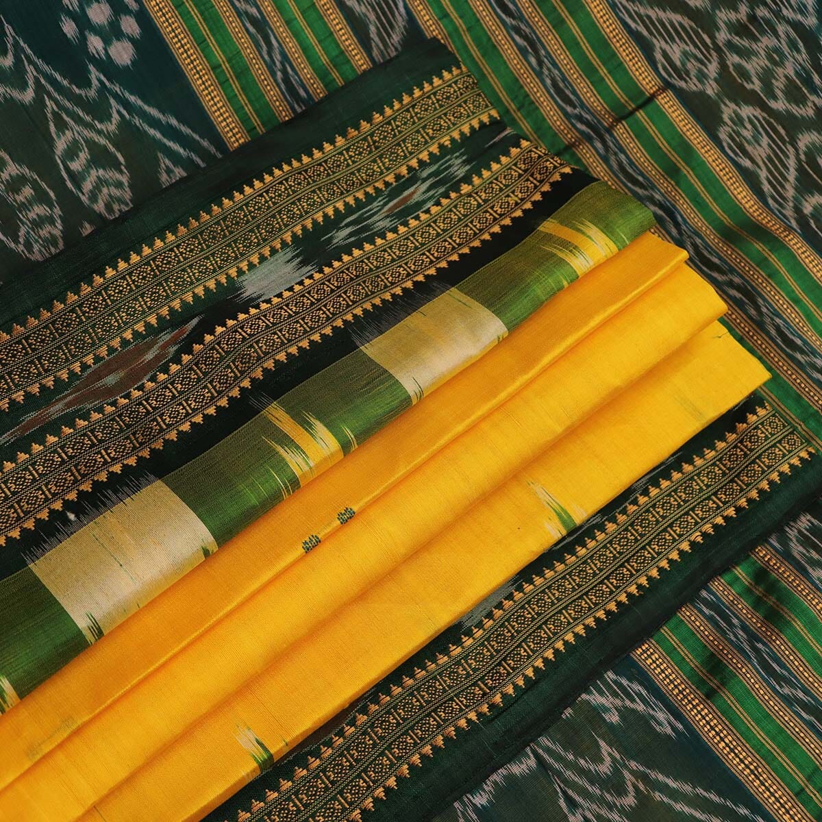 Handloom Khandua Silk Ikat Saree Handloom Saree_Khandua Silk Priyadarshini Handloom 