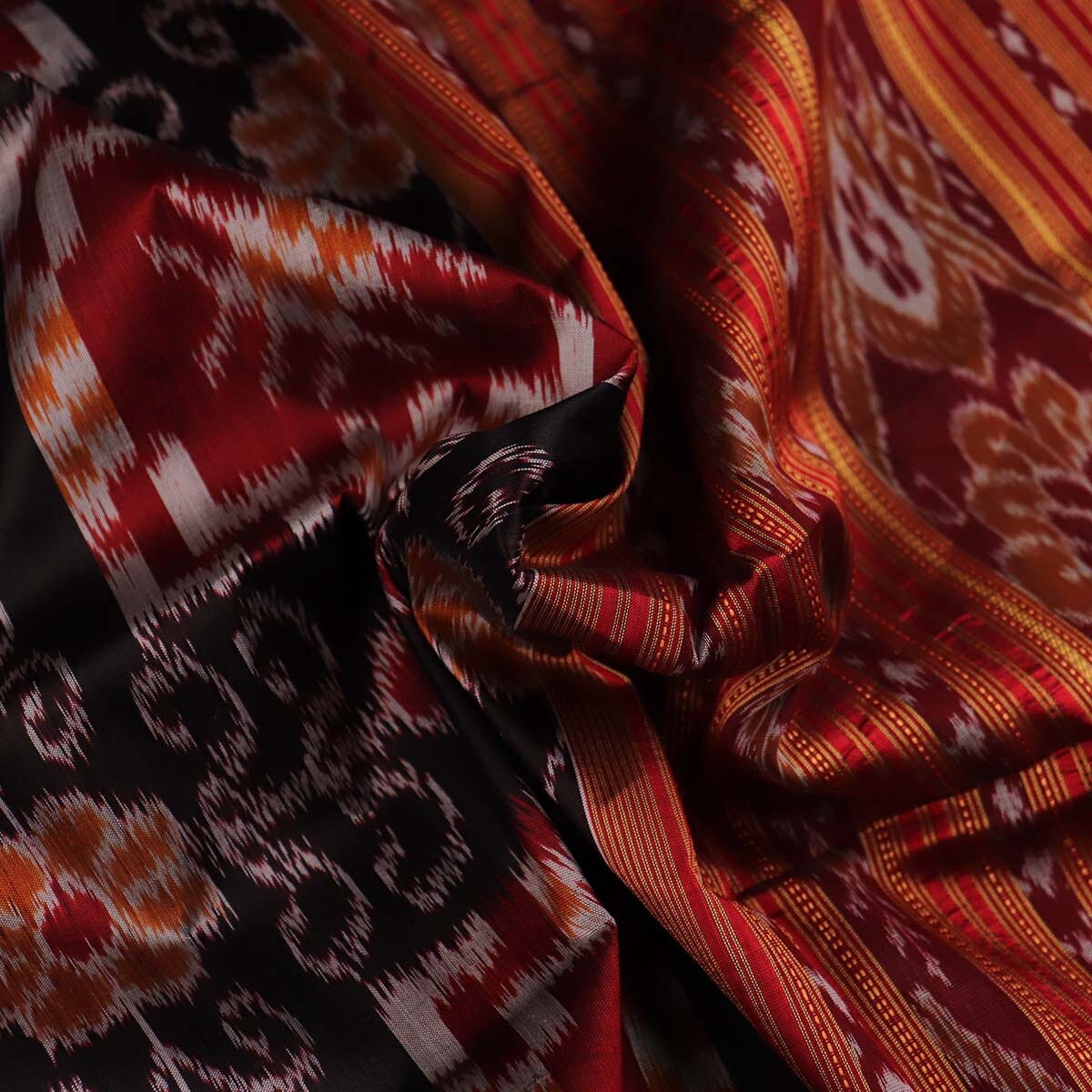 Handloom Khandua Silk Ikat Saree Handloom Saree_Khandua Silk Priyadarshini Handloom 