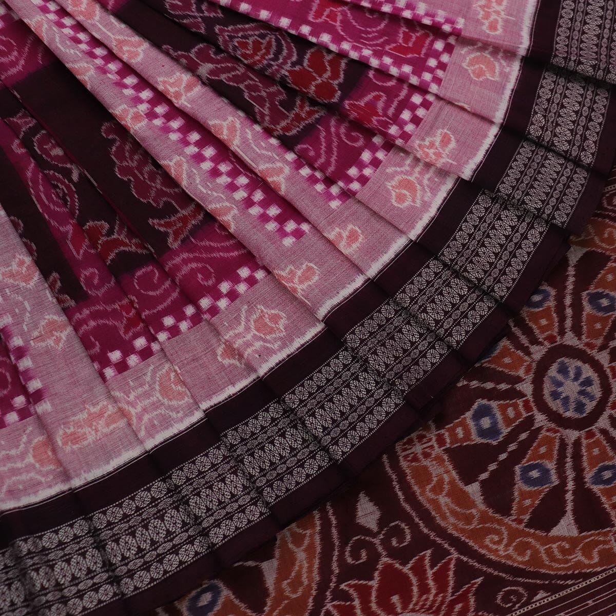 Handloom Sambalpuri Cotton Ikkat Saree Handloom Saree_Cotton Priyadarshini Handloom 