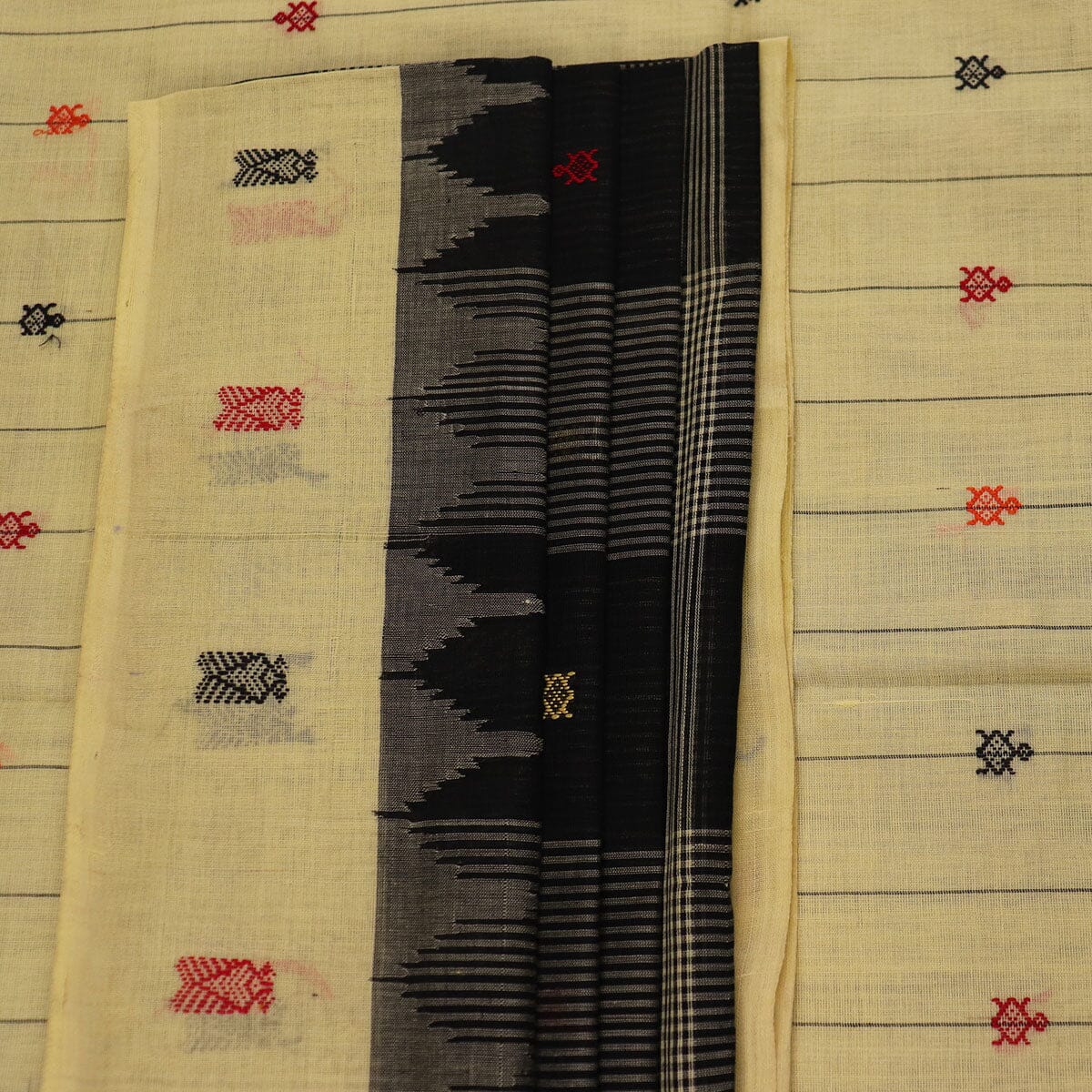 Handloom Sambalpuri Cotton Ikkat Saree Handloom Saree_Cotton Priyadarshini Handloom 