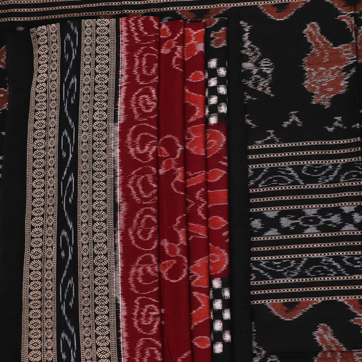 Handloom Sambalpuri Cotton Ikkat Saree Handloom Saree_Cotton Priyadarshini Handloom 