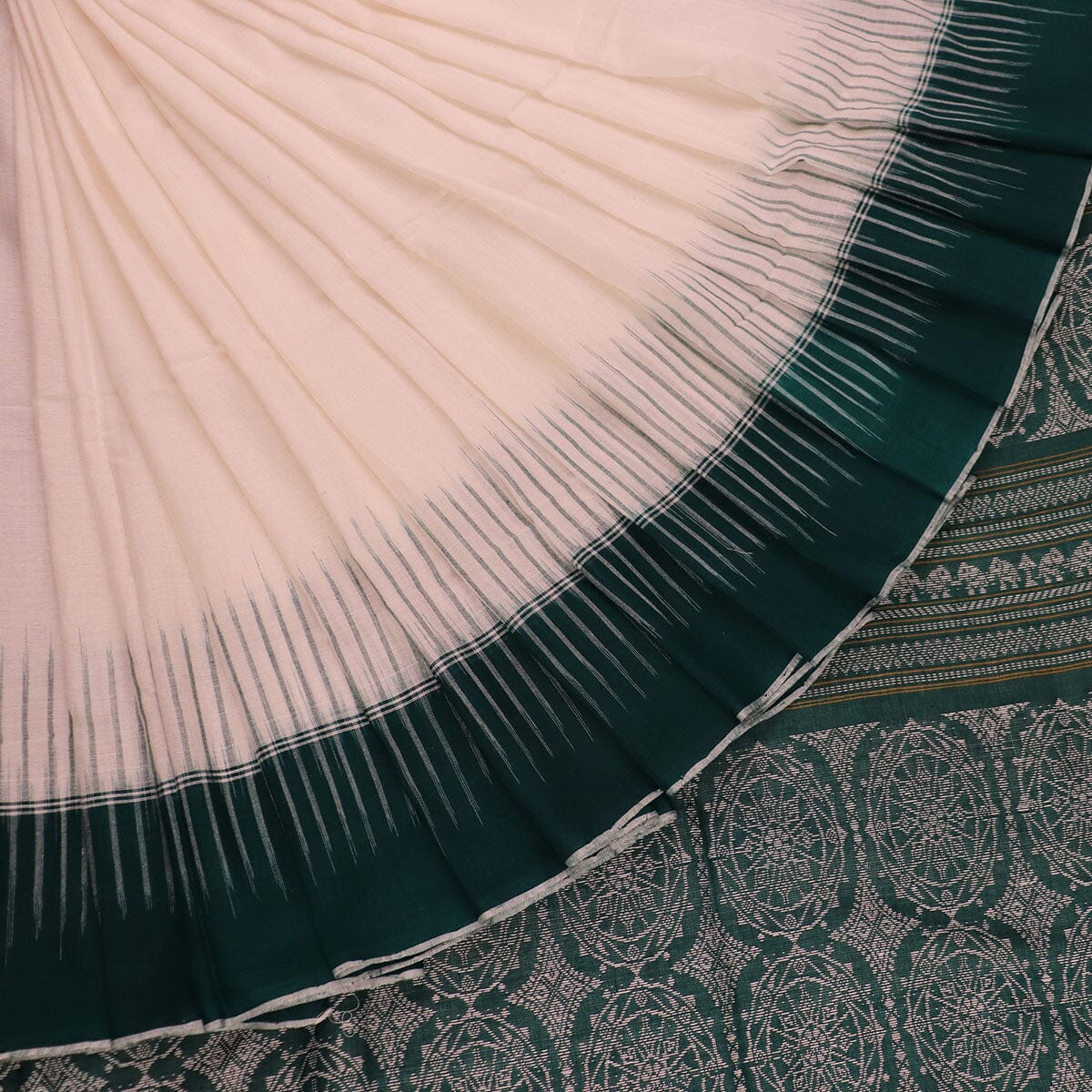 Handloom Sambalpuri Cotton Ikkat Saree Handloom Saree_Cotton Priyadarshini Handloom 